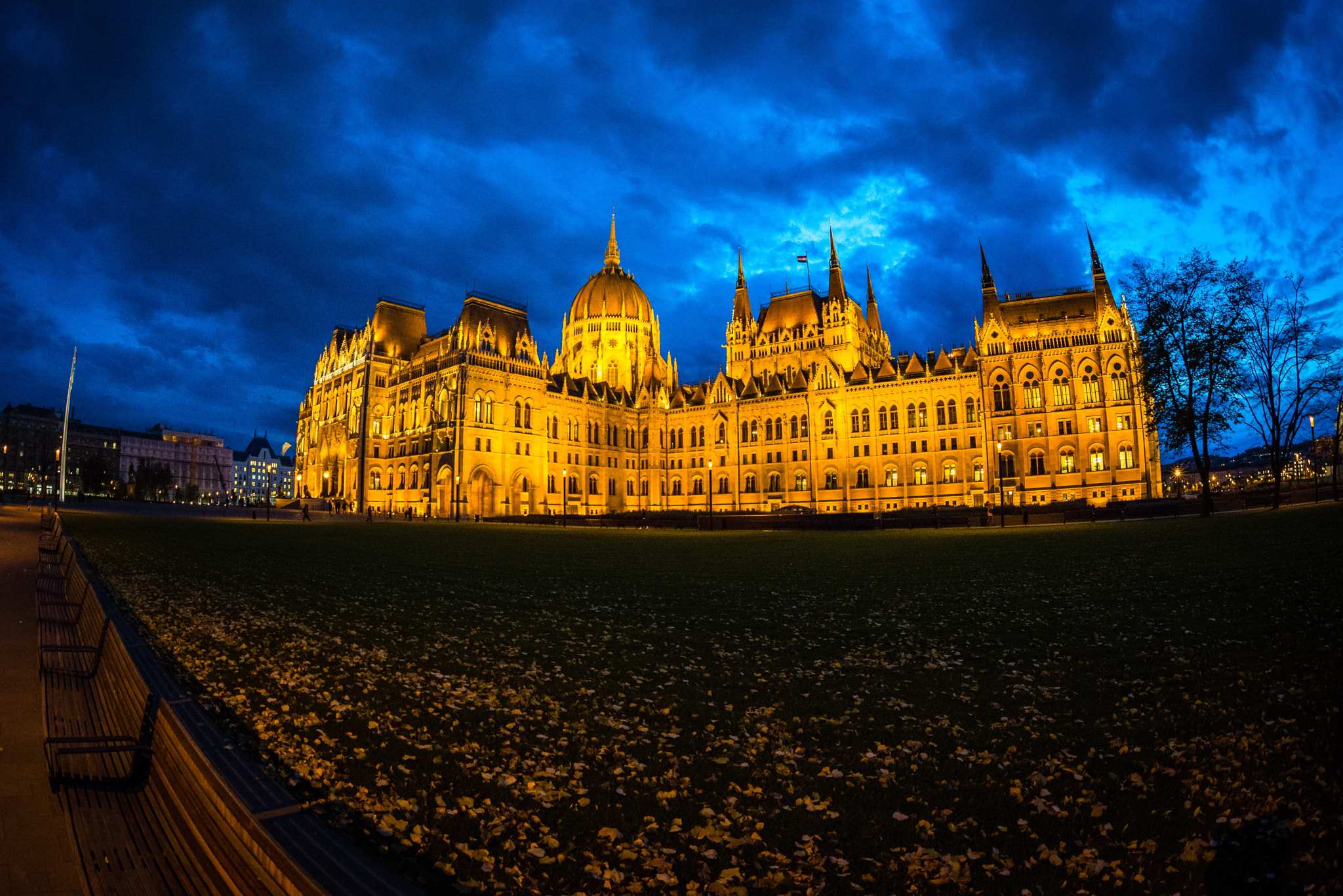 Nikon D600 sample photo. The hungarian parliament in blue hour photography