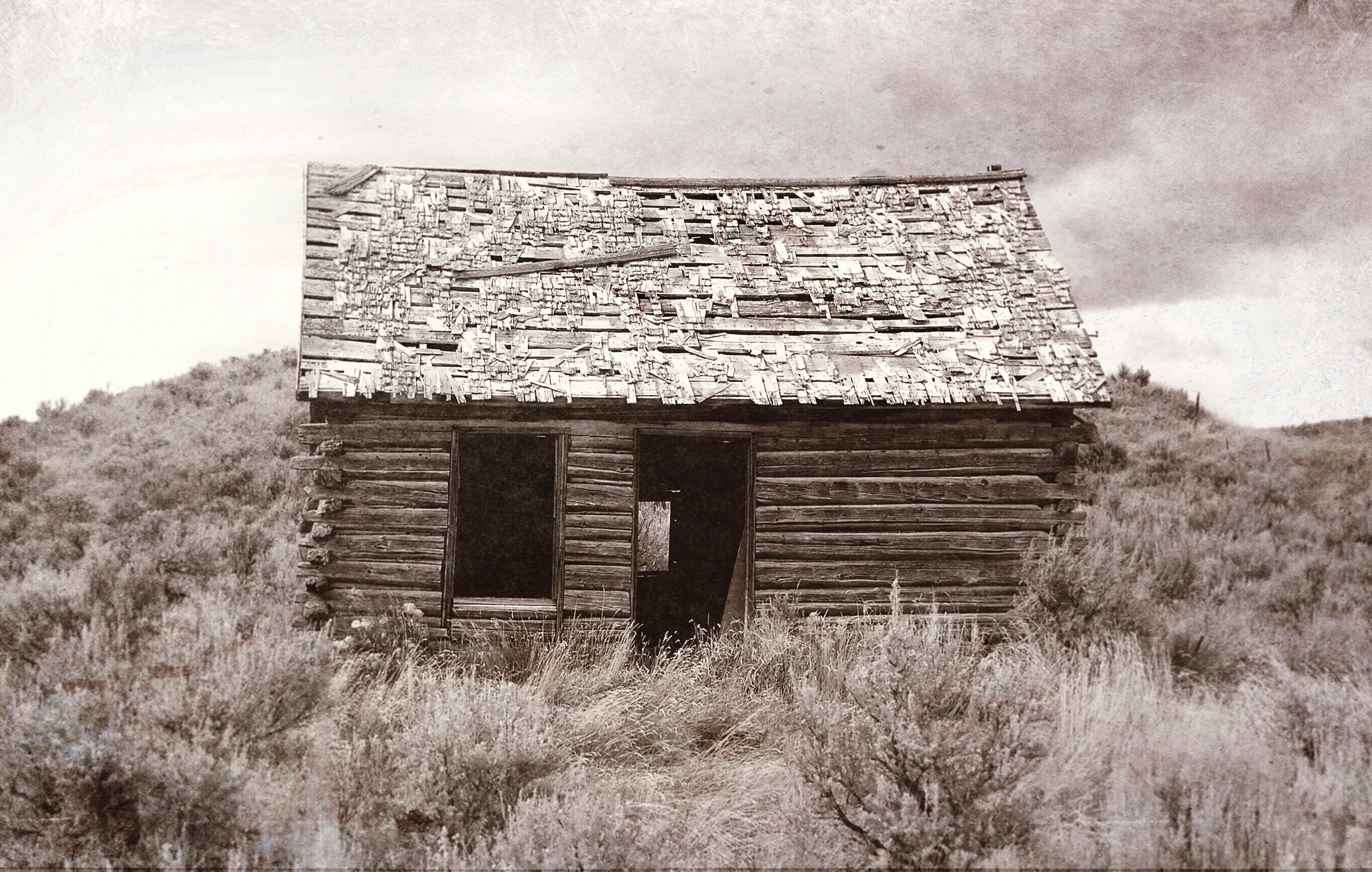 Pentax K20D sample photo. Abandoned cabin near the great salt lake photography