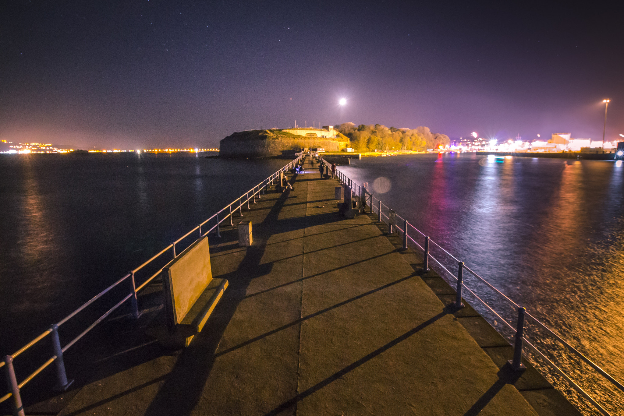 Canon EOS 1100D (EOS Rebel T3 / EOS Kiss X50) sample photo. Weymouth pier on bonfire night photography