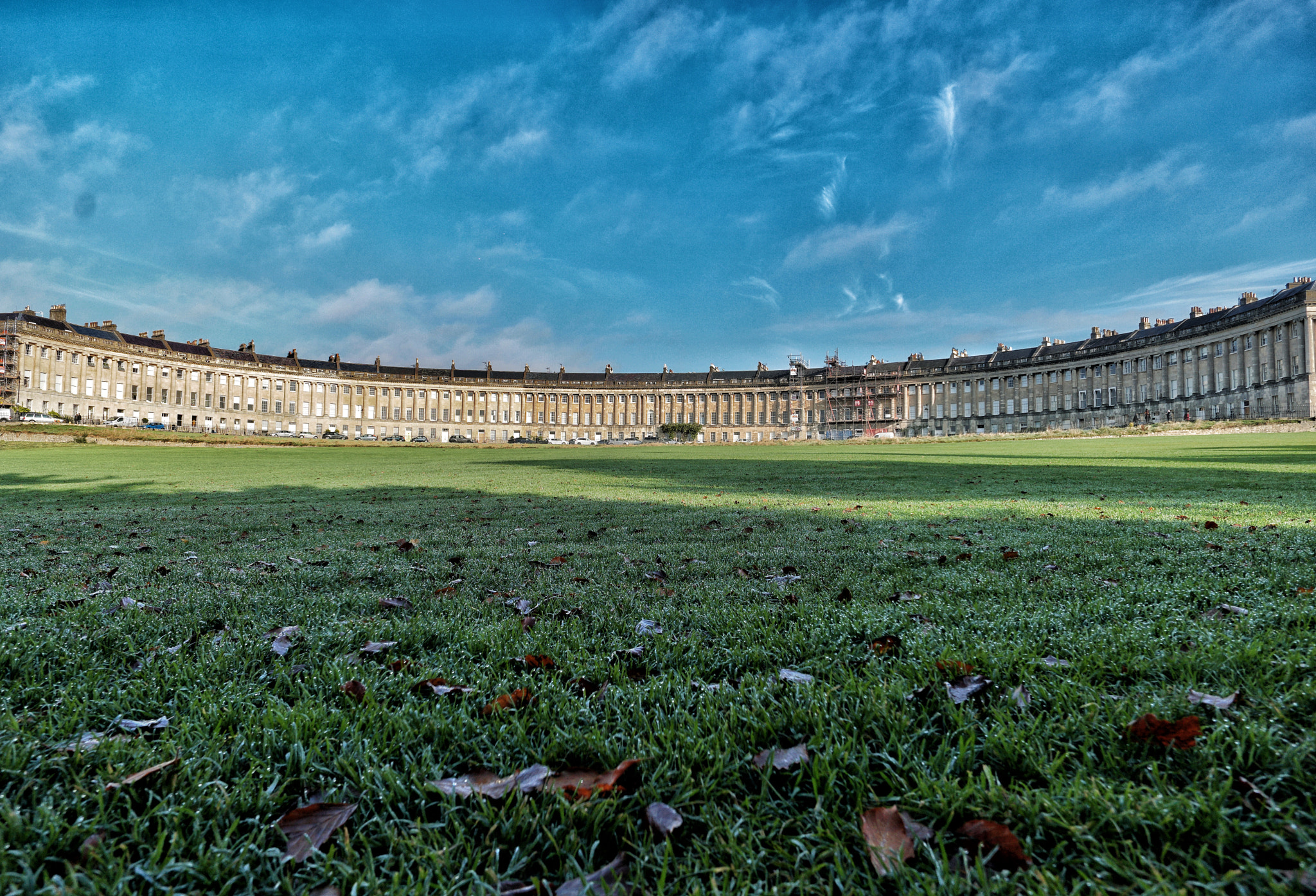 Sony a6300 + ZEISS Touit 12mm F2.8 sample photo. Royal crescent photography