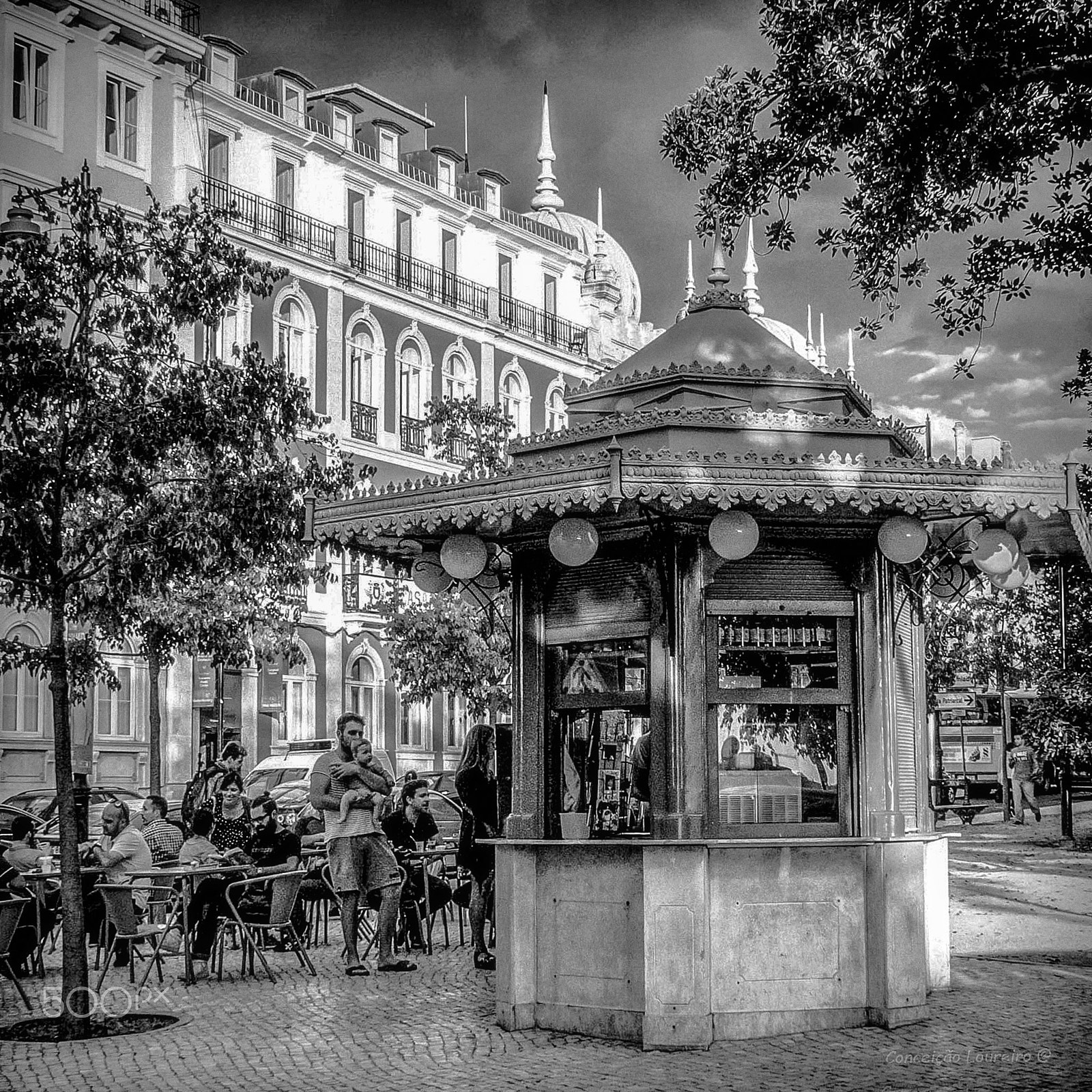 OLYMPUS M.14-150mm F4.0-5.6 II sample photo. Lisbon streets photography