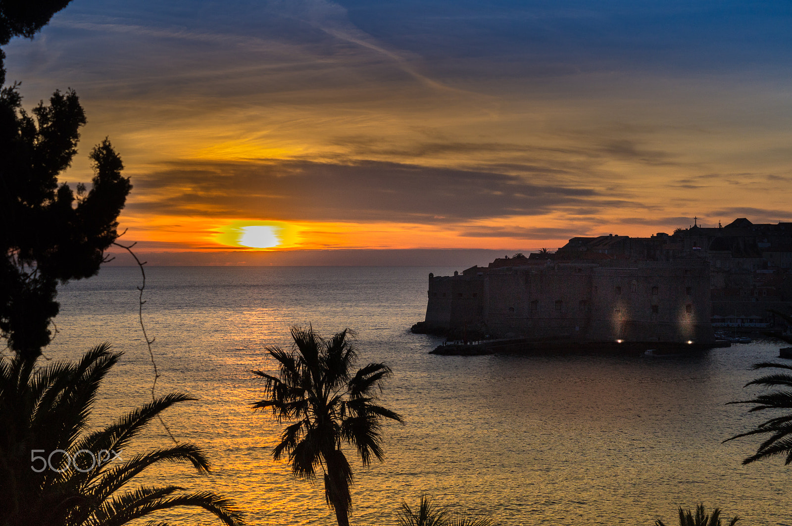 Sony SLT-A35 sample photo. Dubrovnik old town on sunset photography