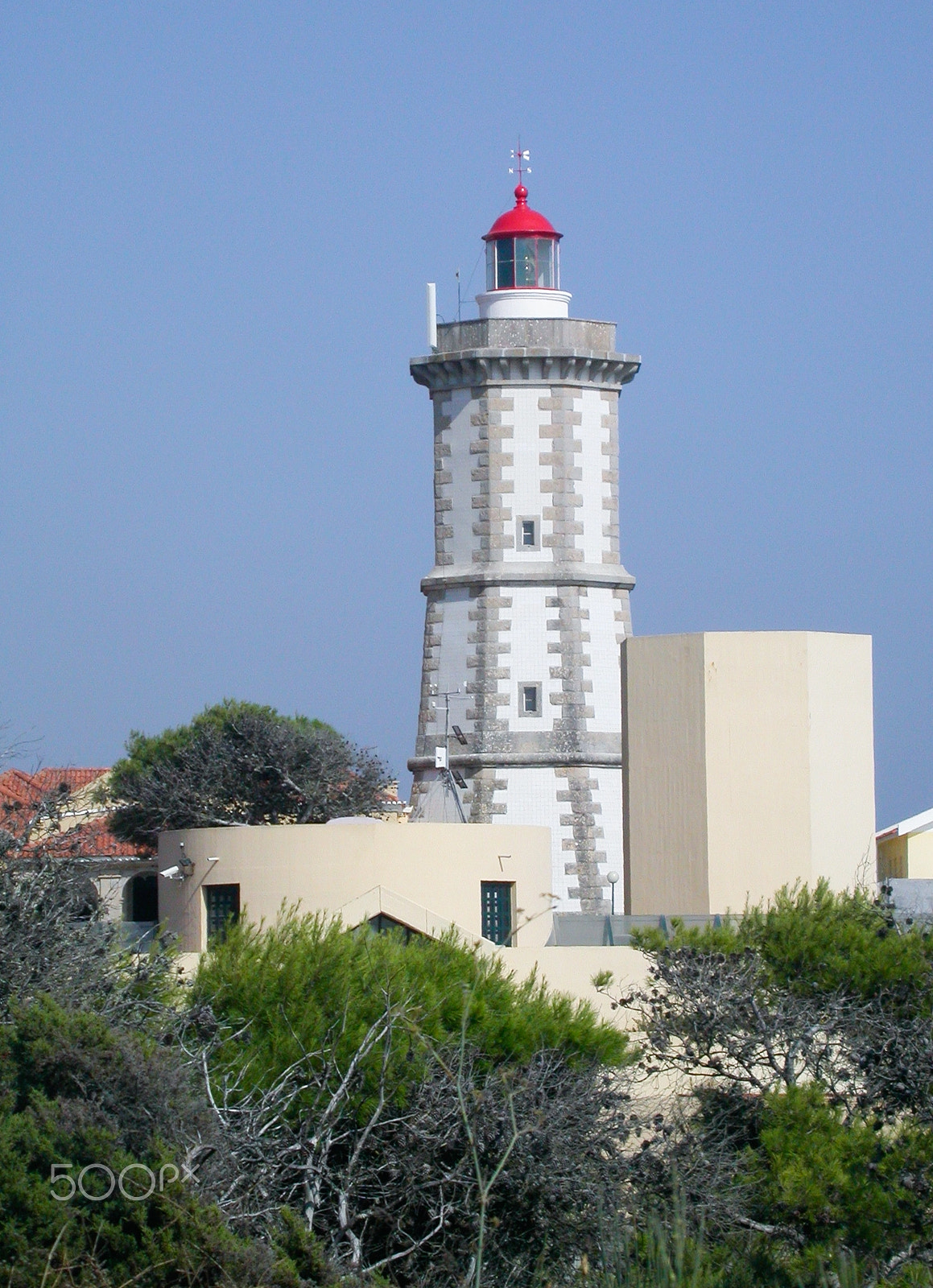 Nikon E4500 sample photo. Farol da guia - cascais (portugal) photography