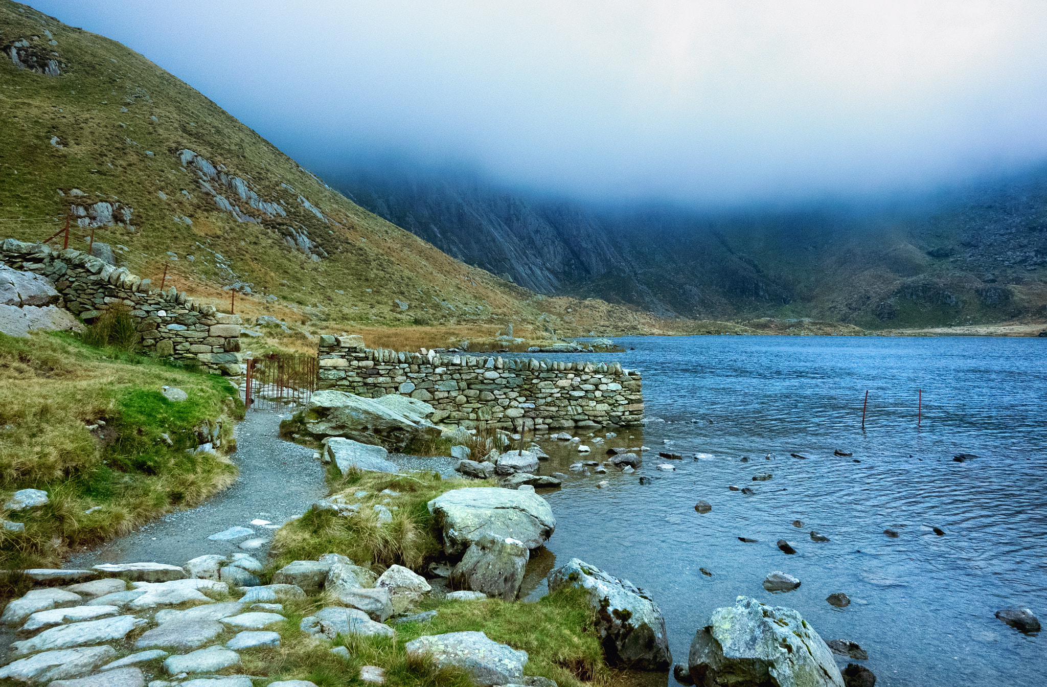 Olympus OM-D E-M1 + Panasonic Lumix G Vario 7-14mm F4 ASPH sample photo. Llyn idwal photography