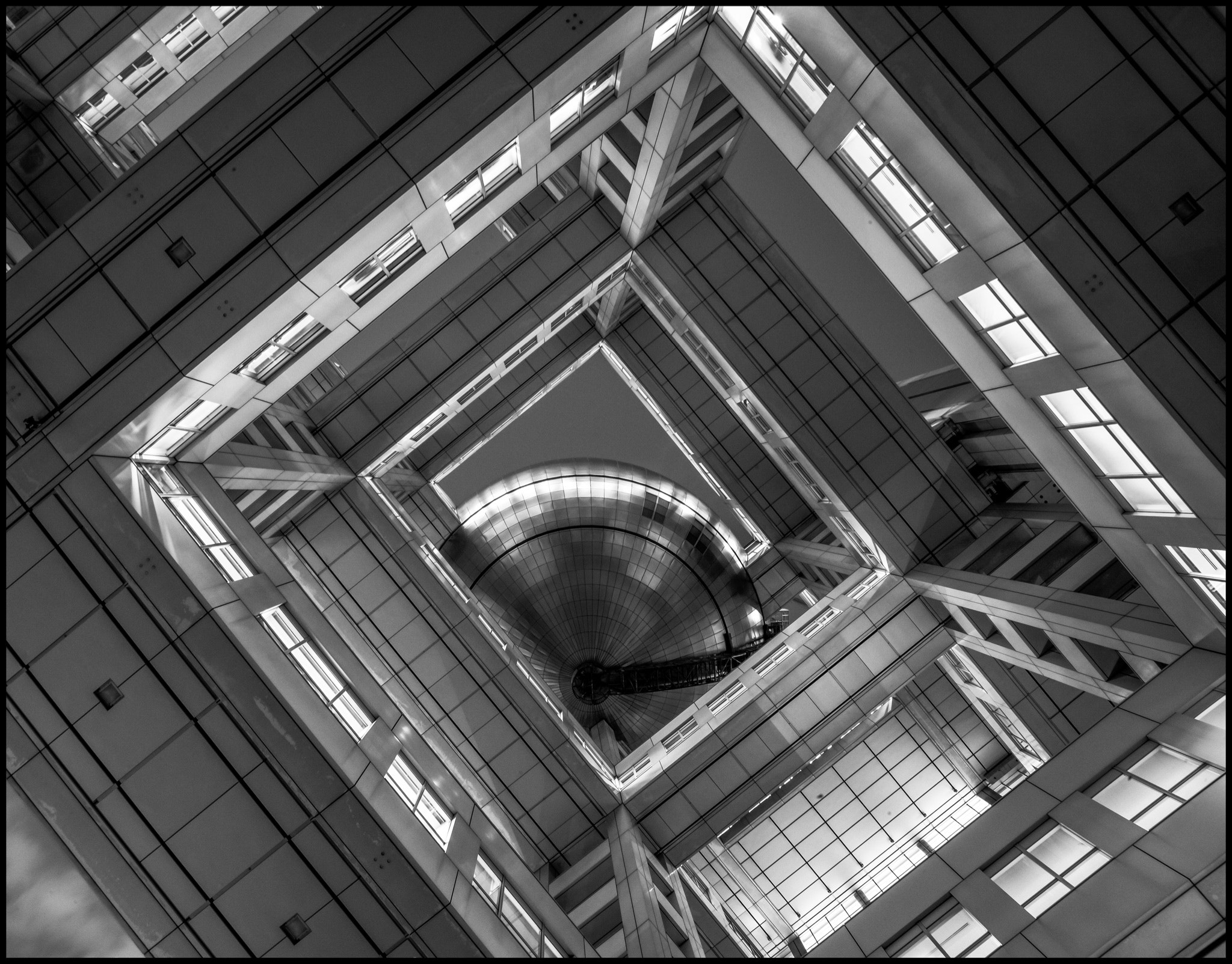 Leica Summilux-M 21mm F1.4 Asph sample photo. Ground control to major tom photography