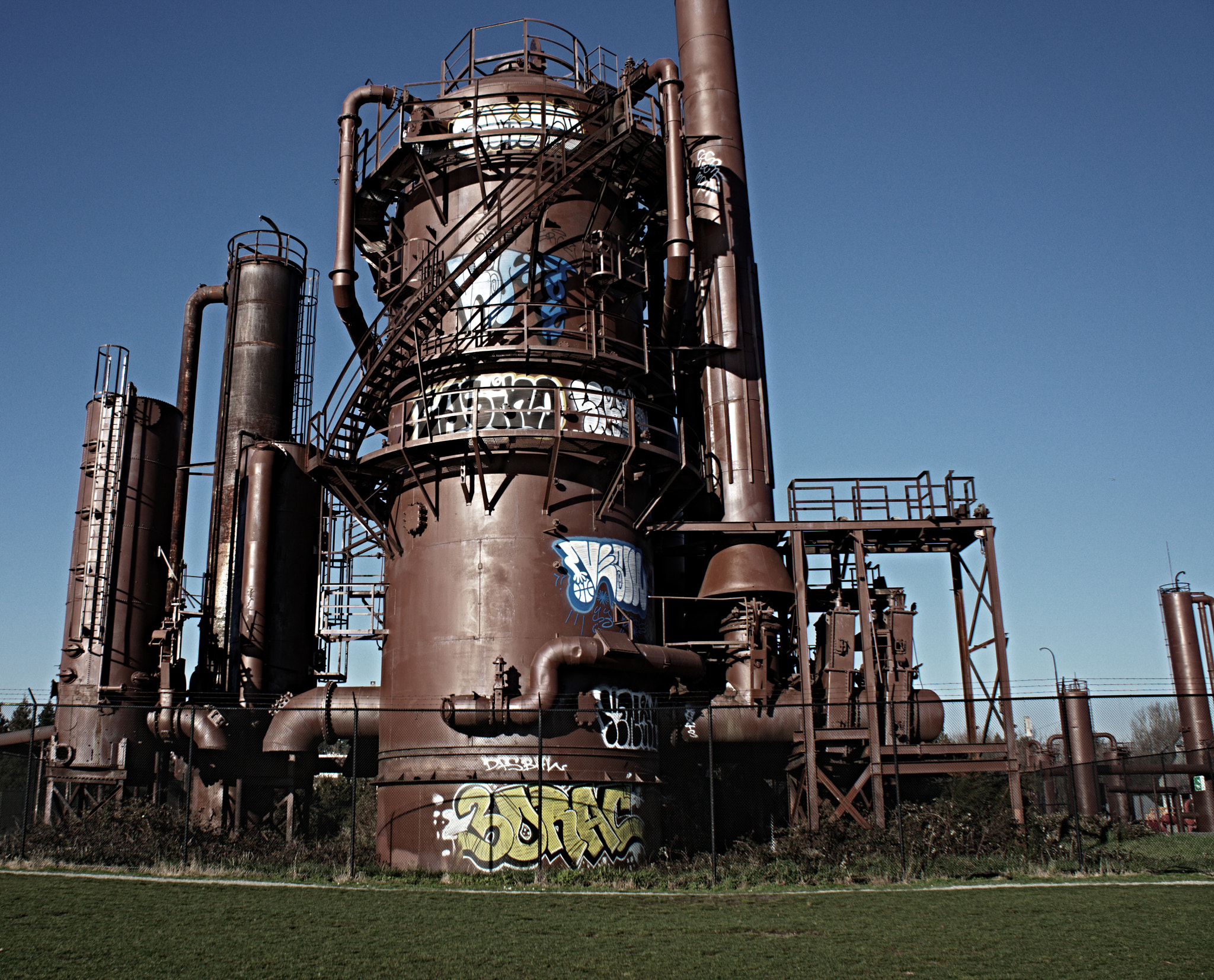 Tamron 18-200mm F3.5-6.3 Di III VC sample photo. Gas works park photography