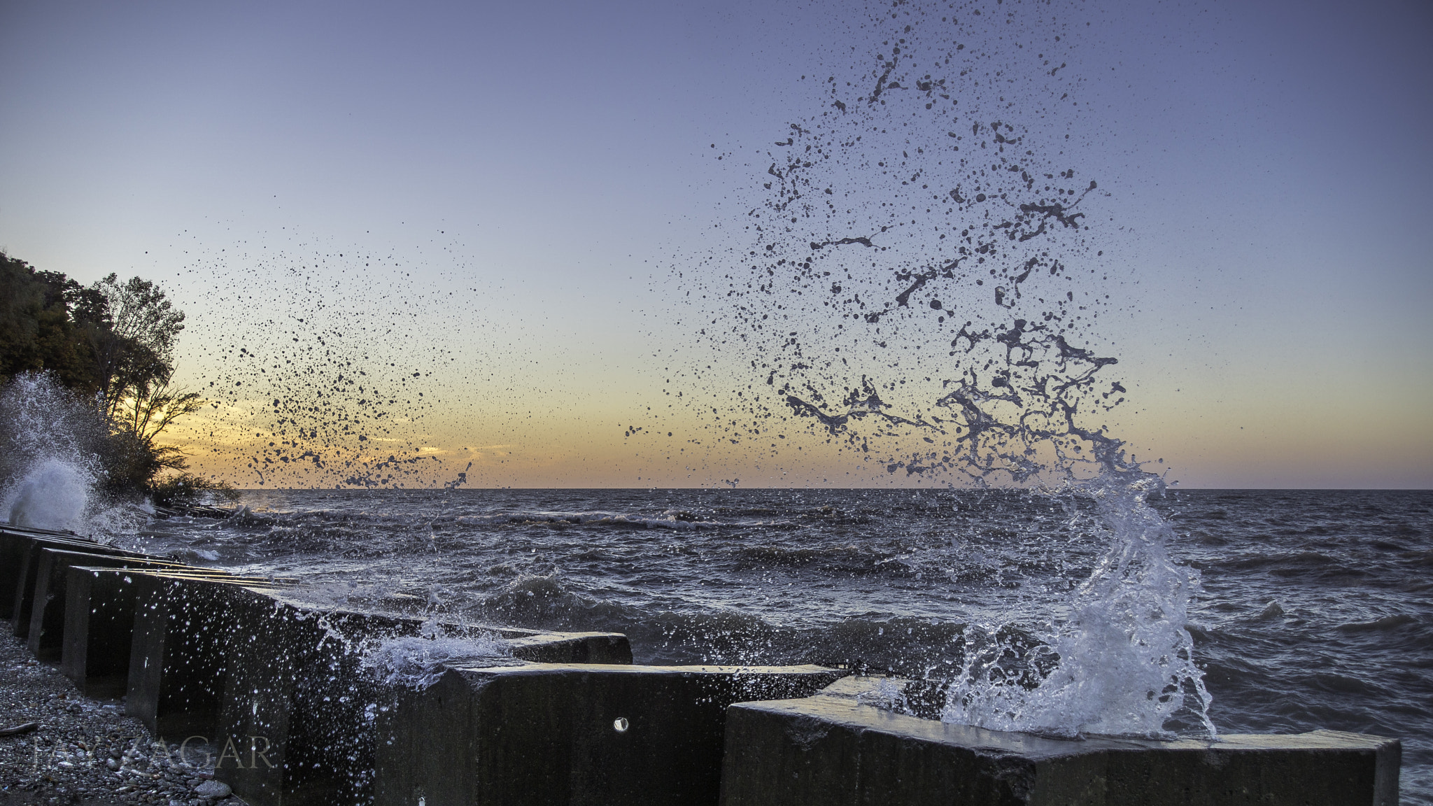 Tamron 18-270mm F3.5-6.3 Di II PZD sample photo. Breakwall set photography
