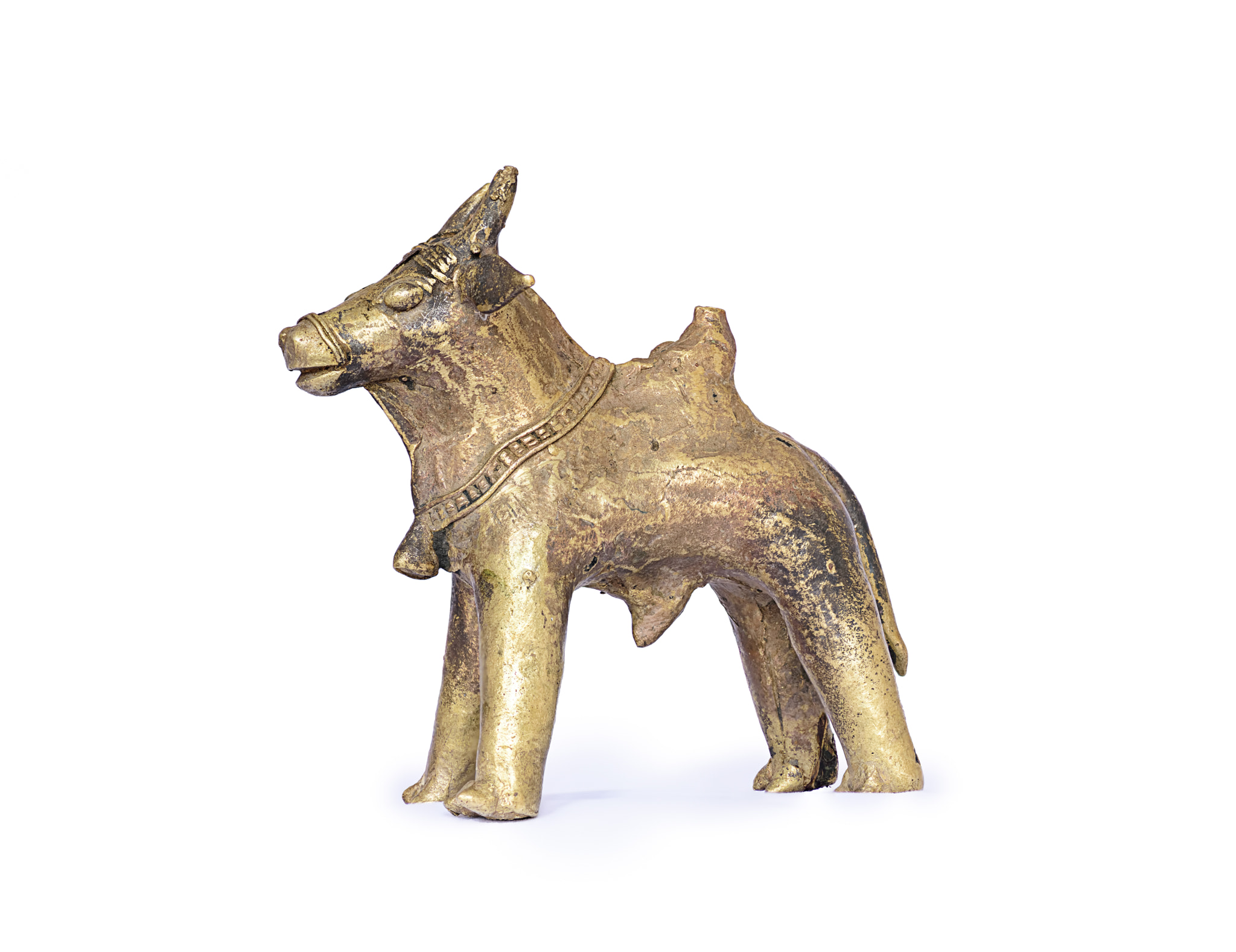Nikon D7200 sample photo. Indian ancient handicraft, dokhra, miniature bull, isolated on white photography