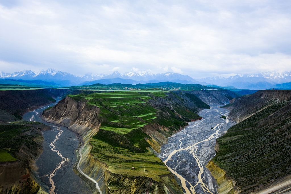 Rivers and Valley红山大峡谷 by Heidi Z on 500px.com