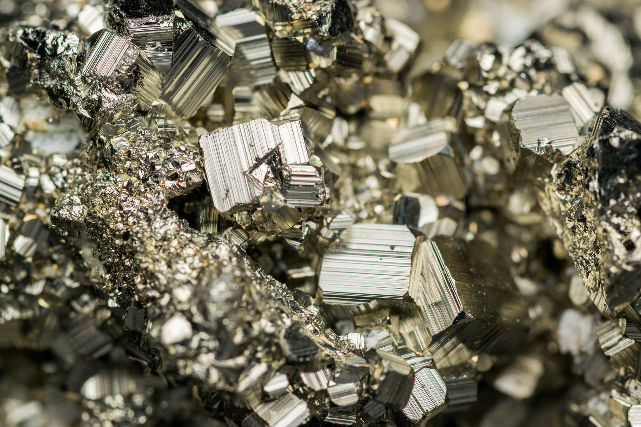 Sigma 105mm F2.8 EX DG OS HSM sample photo. Pyrite photography