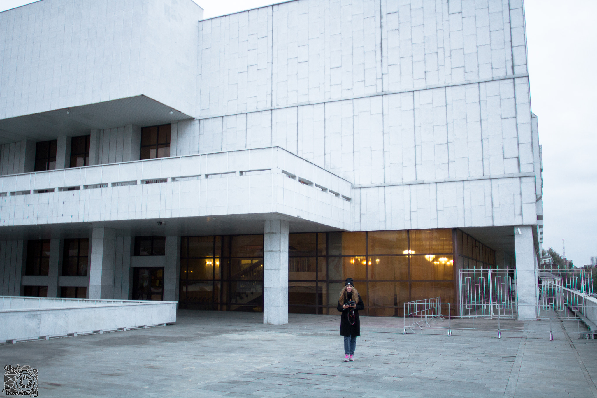 Canon EOS 7D + Canon EF 20mm F2.8 USM sample photo. Img photography