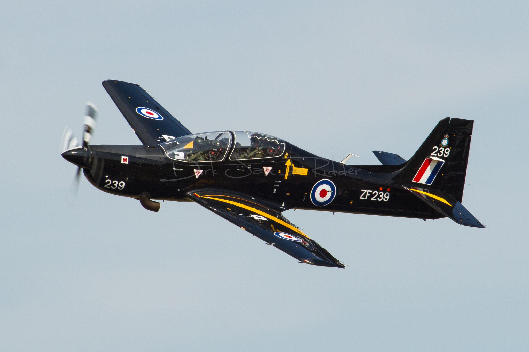 Canon EOS 7D + Canon EF 70-200mm F2.8L USM sample photo. Royal air force tucano t1 zf239 photography