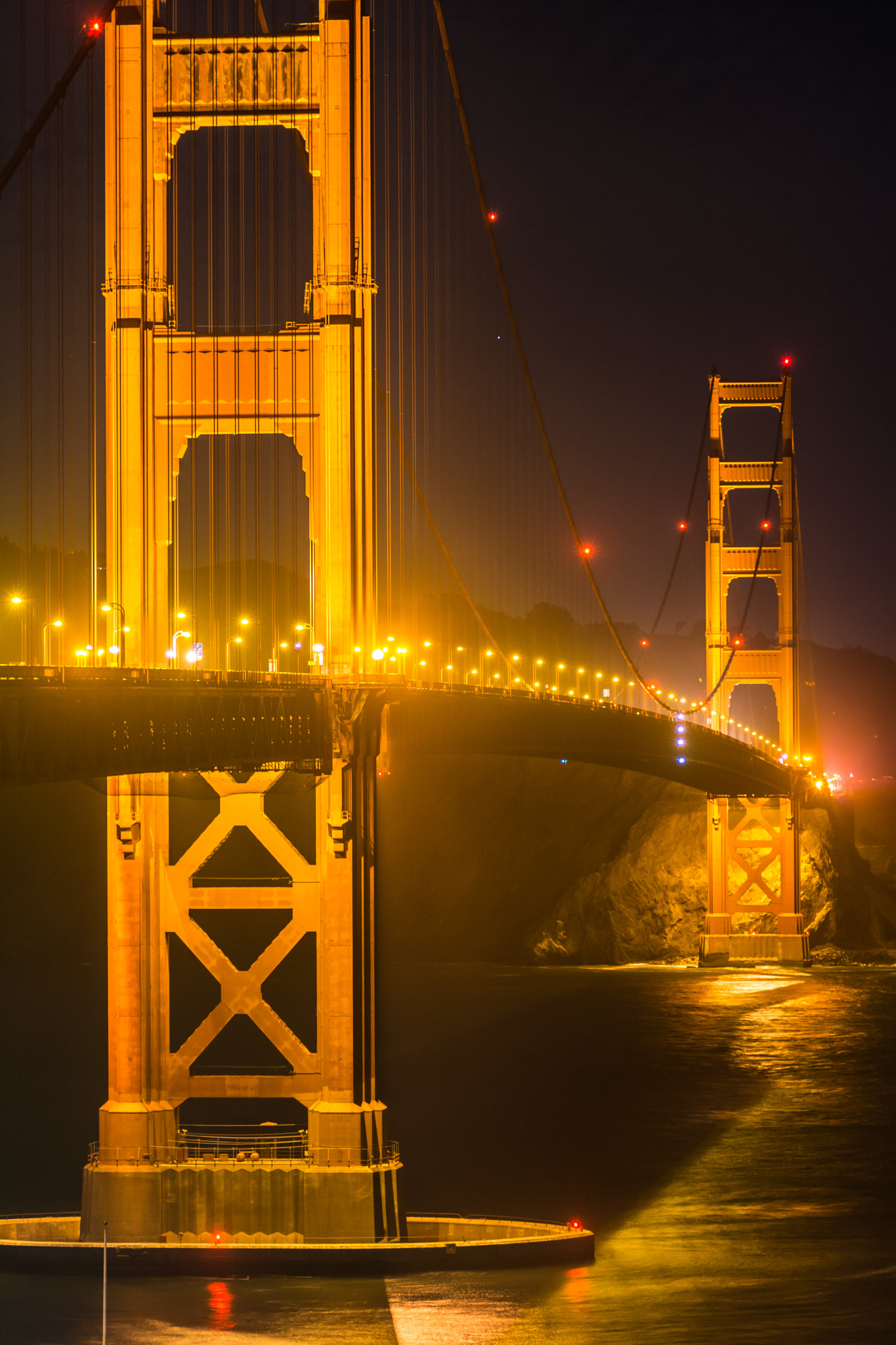 Nikon AF-Nikkor 80-200mm F2.8D ED sample photo. Glittering golden pillars photography