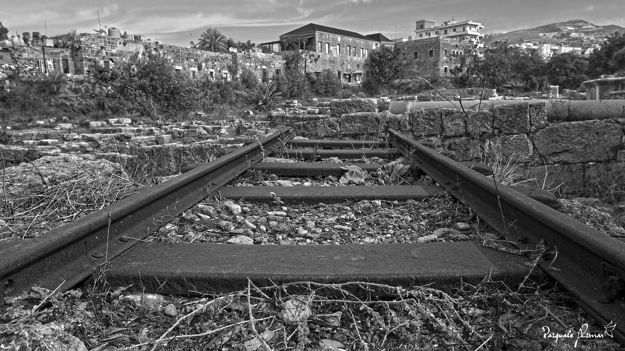 Canon EF 16-35mm F2.8L II USM sample photo. Railway to nowhere ... photography