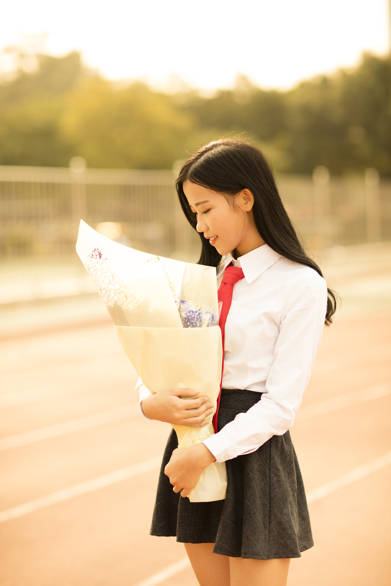 Canon EF 85mm F1.2L II USM sample photo. 毕业 photography