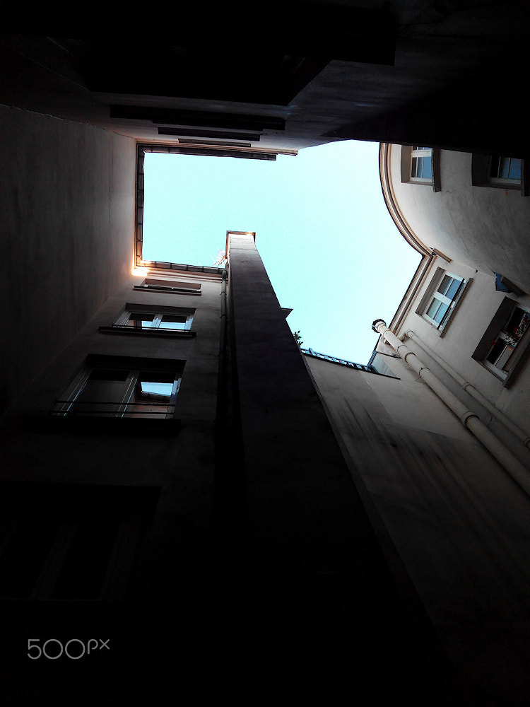 bq Aquaris E5 HD sample photo. Set me free photography