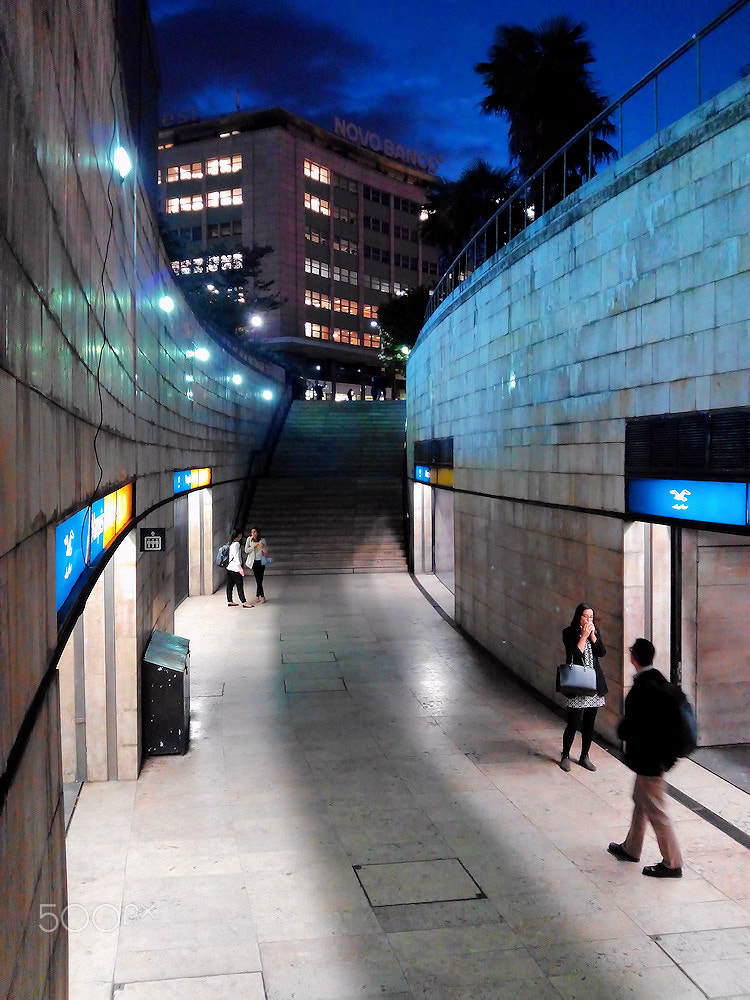 bq Aquaris E5 HD sample photo. Night blues photography