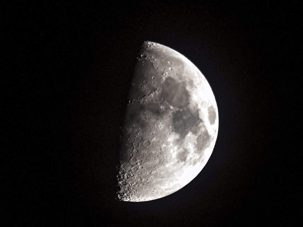 Nikon D90 sample photo. Lune photography