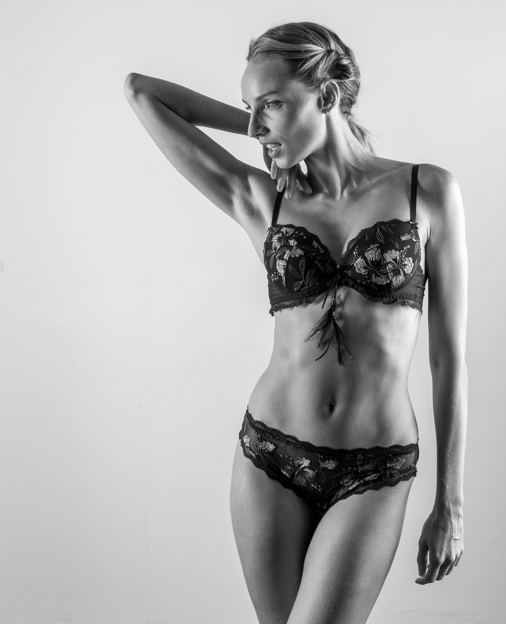 Sigma 30mm F1.4 EX DC HSM sample photo. Olivia - aubade photography