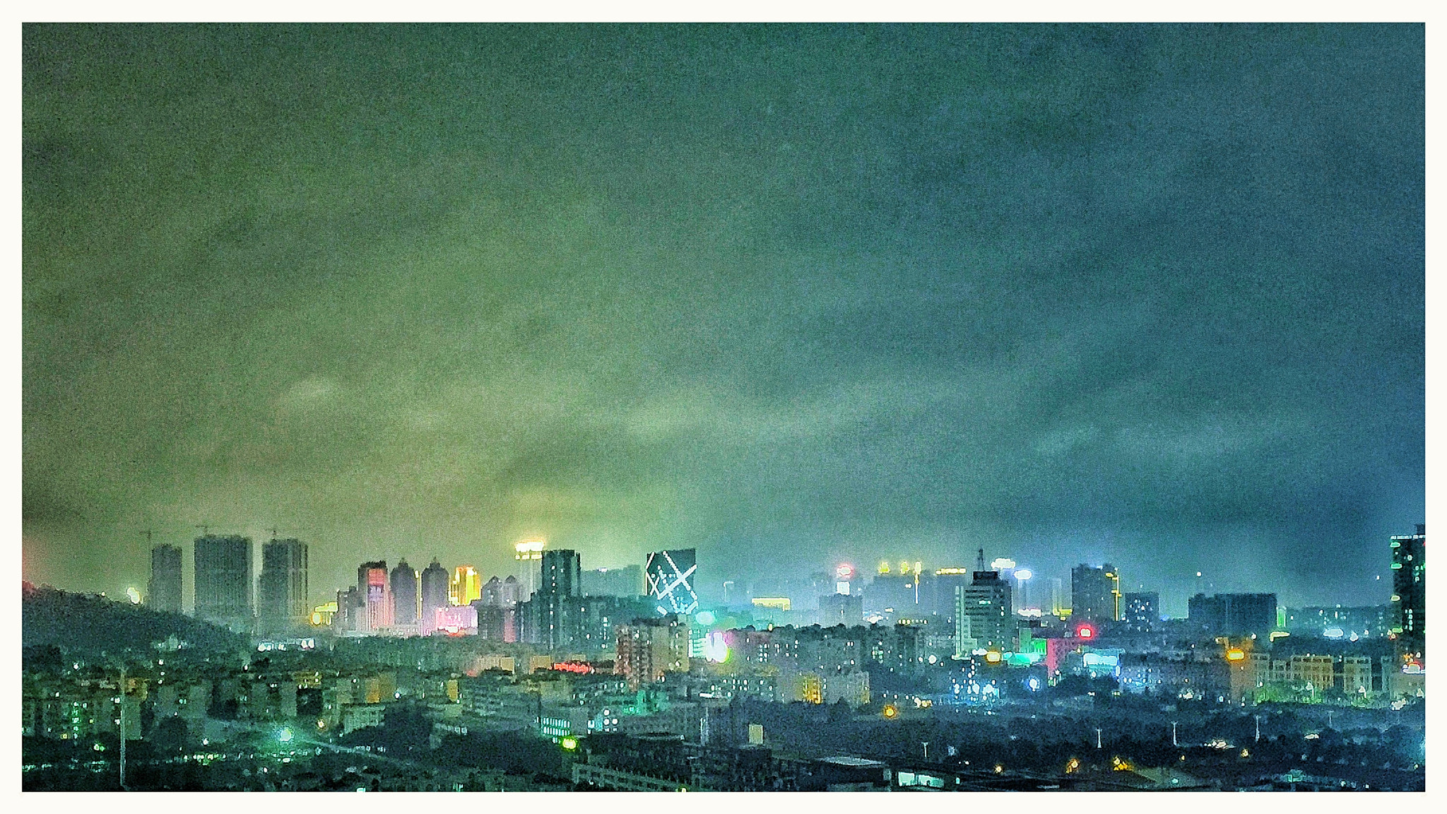 Jag.gr 645 PRO Mk III for Apple iPhone 6 sample photo. 冷夜 photography