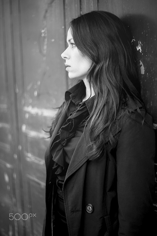 Canon EF 50mm f/1.8 sample photo. Dark lady photography