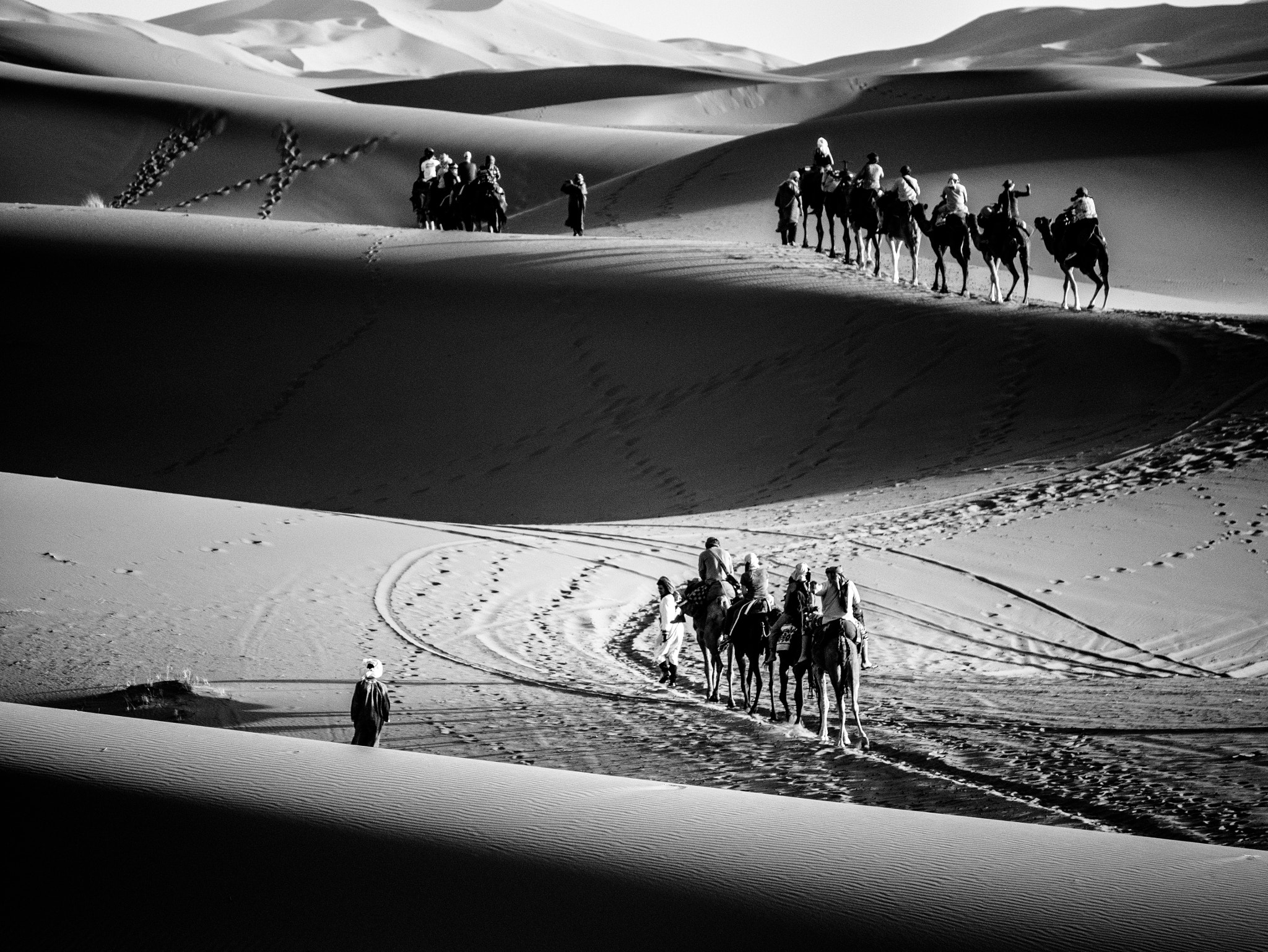Panasonic Lumix DMC-GX7 sample photo. Walking the dunes photography