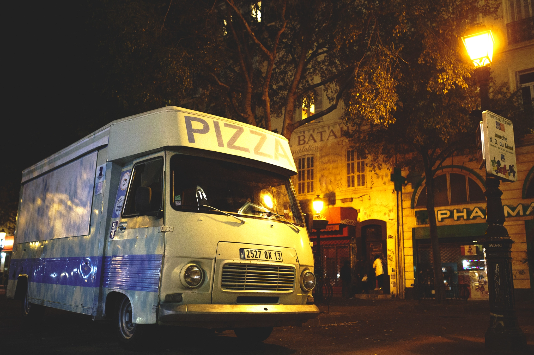Sony a99 II sample photo. Pizza truck photography
