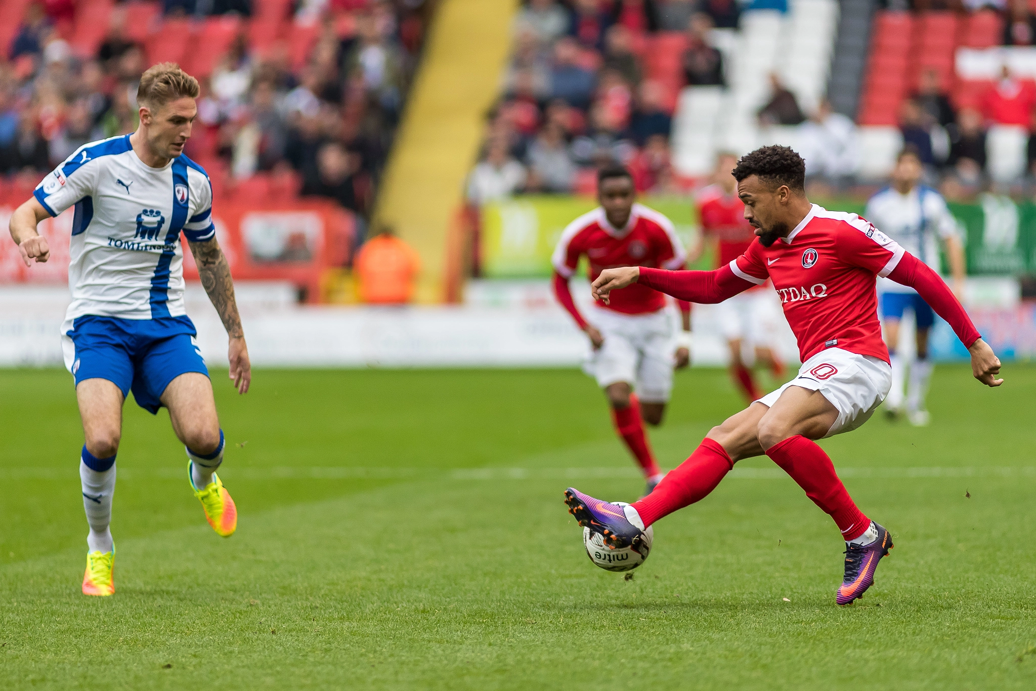 Canon EF 200mm F2.8L II USM sample photo. Charlton vs chesterfield - 29/10/16 photography