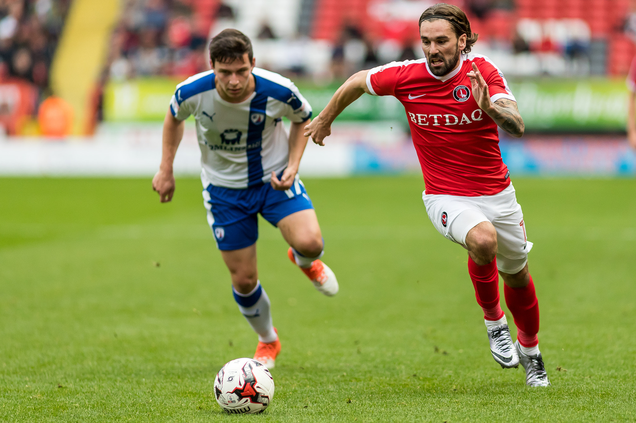 Canon EF 200mm F2.8L II USM sample photo. Charlton vs chesterfield - 29/10/16 photography