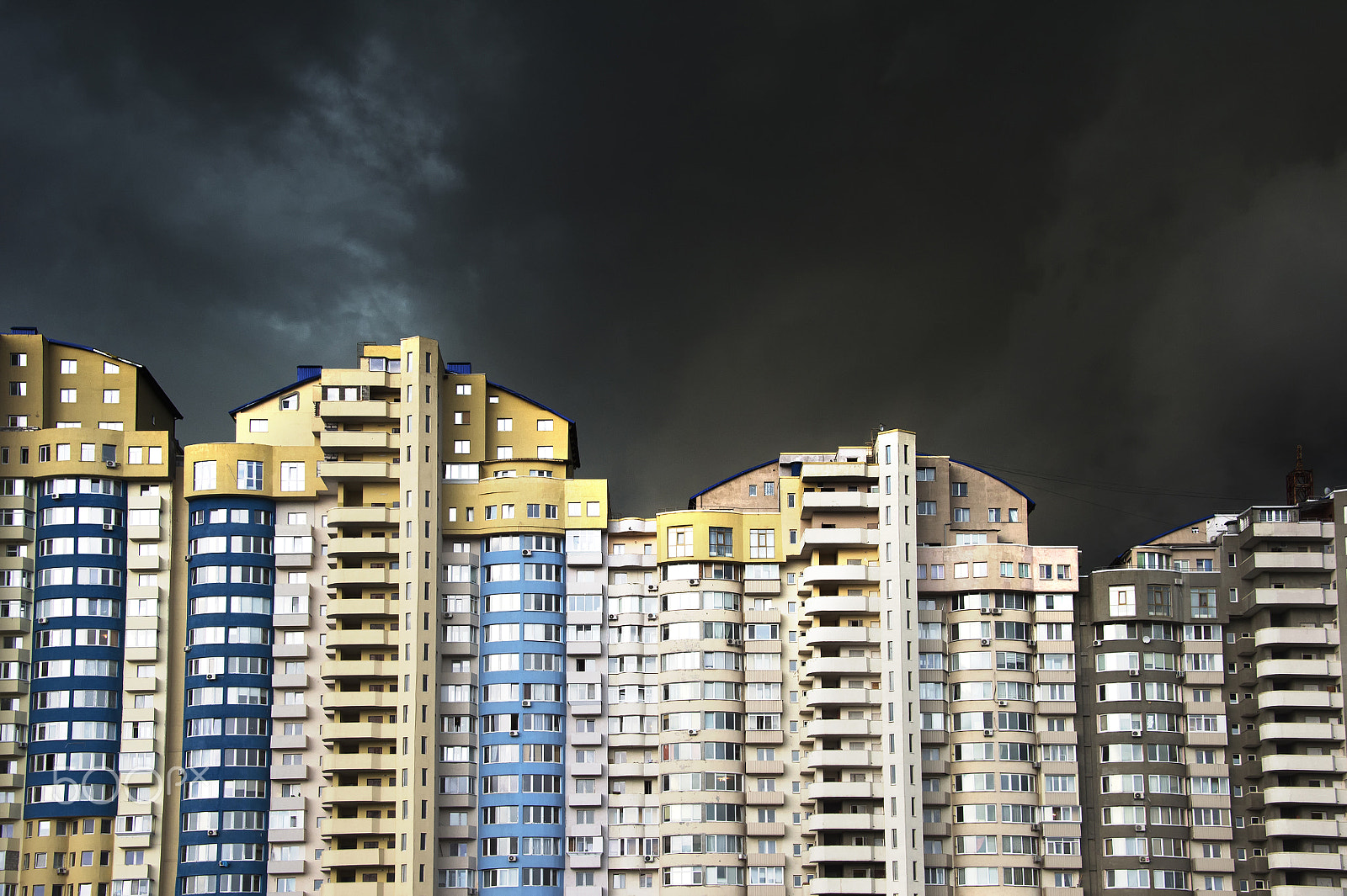 Nikon Df sample photo. Thunderstorm in a city photography