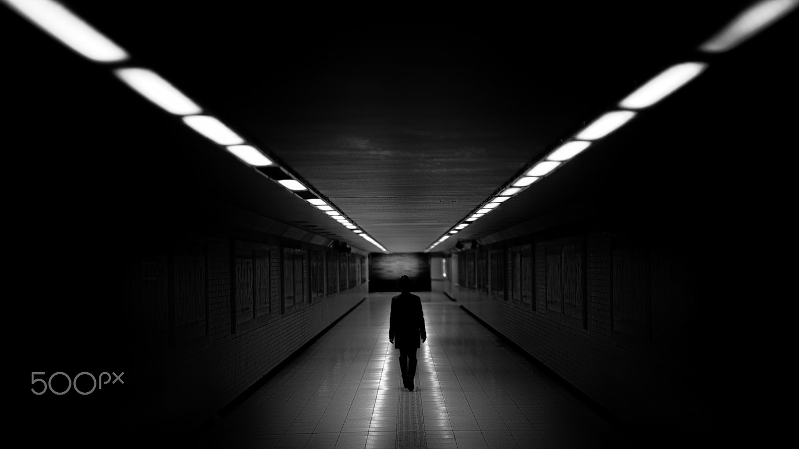 Leica Noctilux-M 50mm F0.95 ASPH sample photo. Underground passage photography