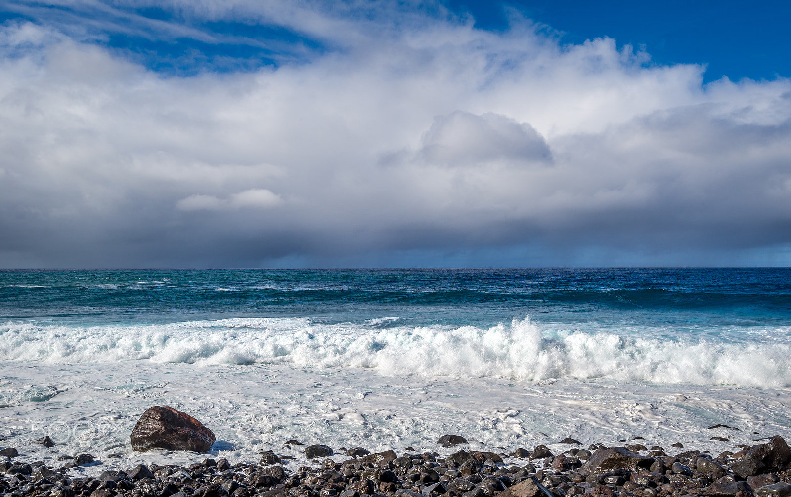 Nikon D3S sample photo. Atlantic ocean waves splashing to the stone beach of calhau das achadas, madeira photography