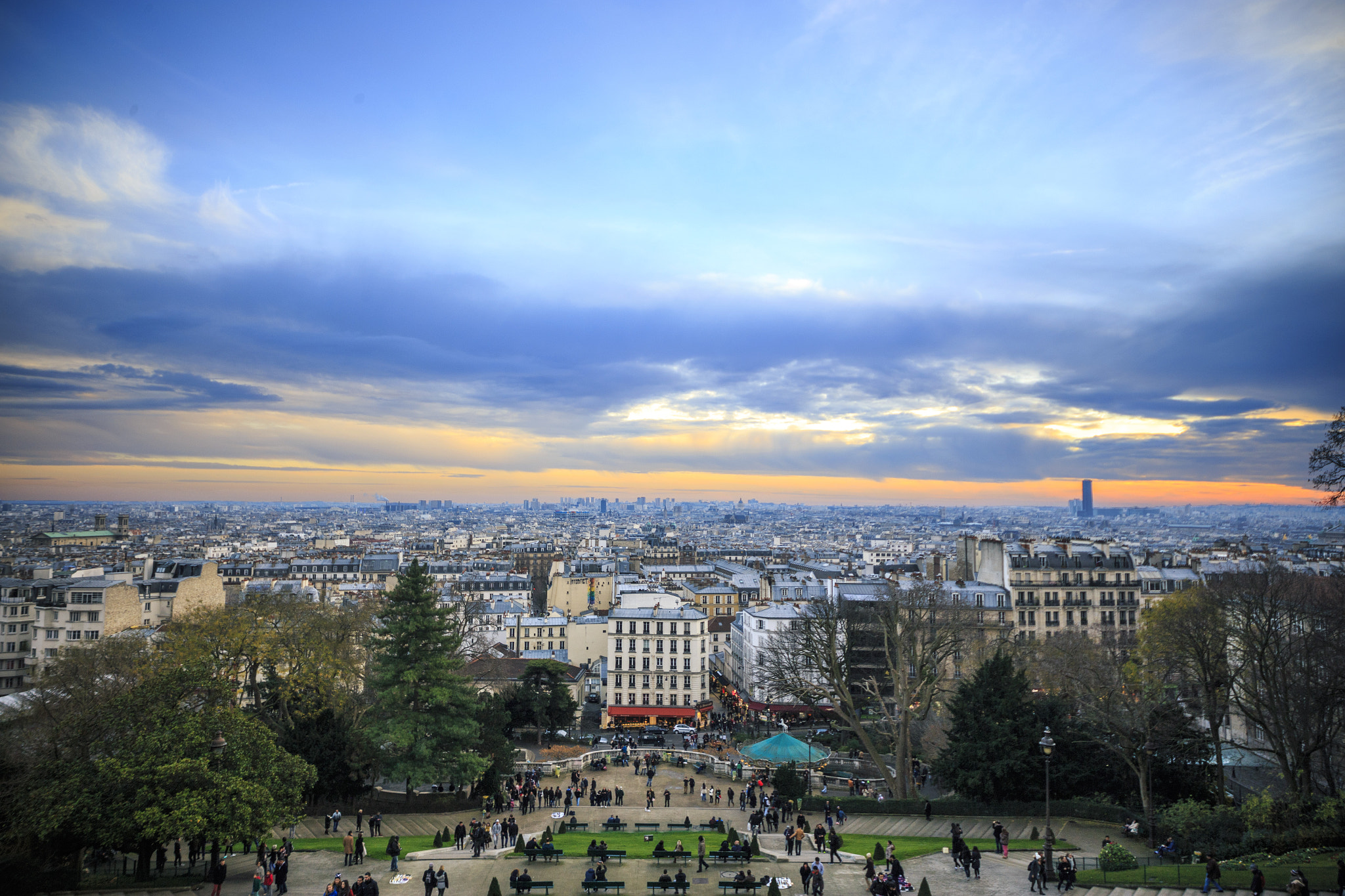 Canon EOS 6D + Sigma 12-24mm F4.5-5.6 II DG HSM sample photo. Paris, from montmartre photography