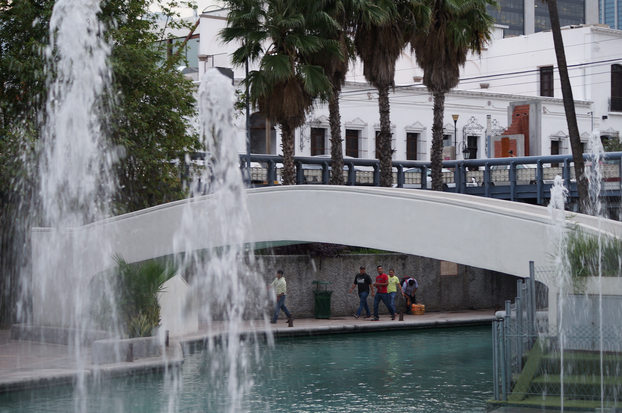 Sony DT 55-200mm F4-5.6 SAM sample photo. Paseo santa lucía photography