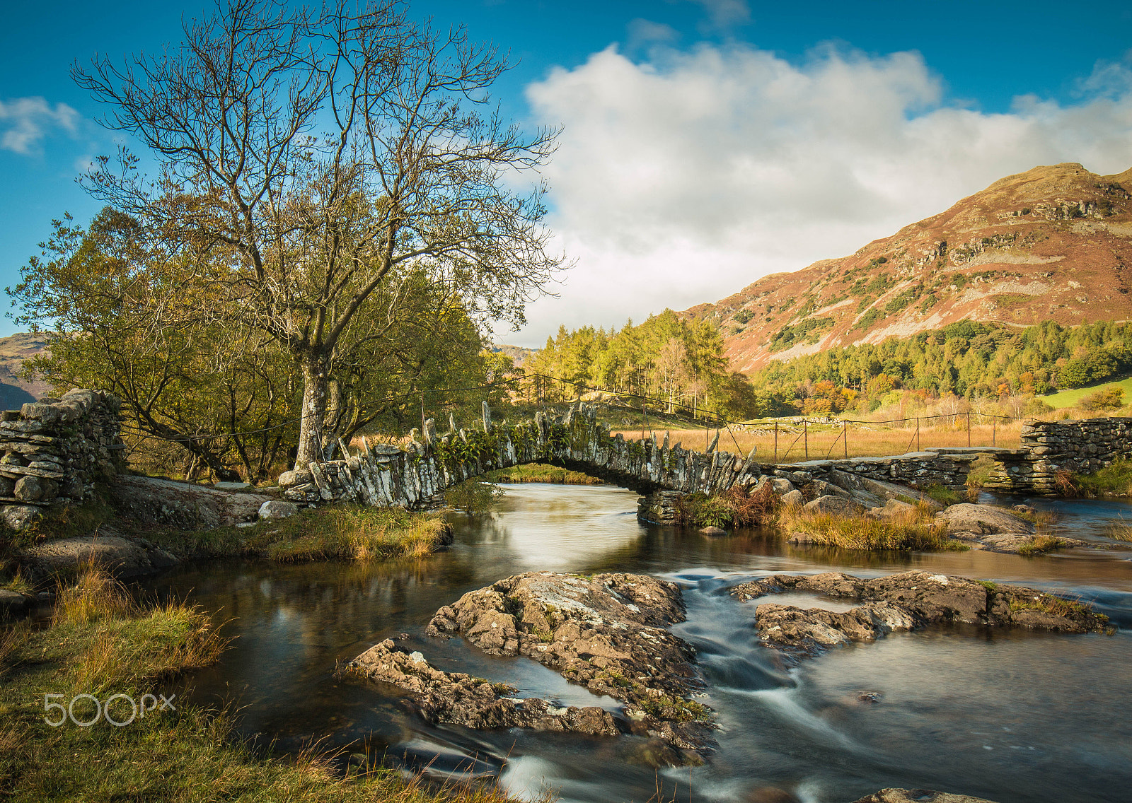 Canon EOS 70D + Canon EF 16-35mm F4L IS USM sample photo. Slaters bridge, little langdale, cumbria-1 photography