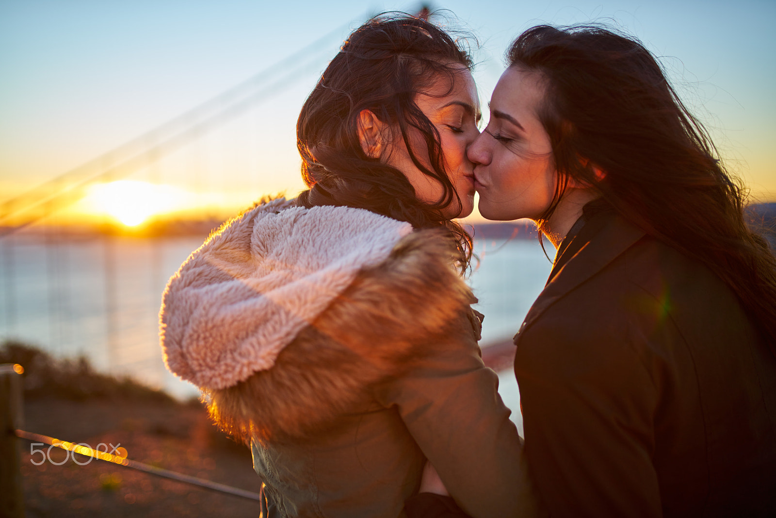 Sony a7R II sample photo. Romantic lesbian couple kissing at golden gate bridge photography