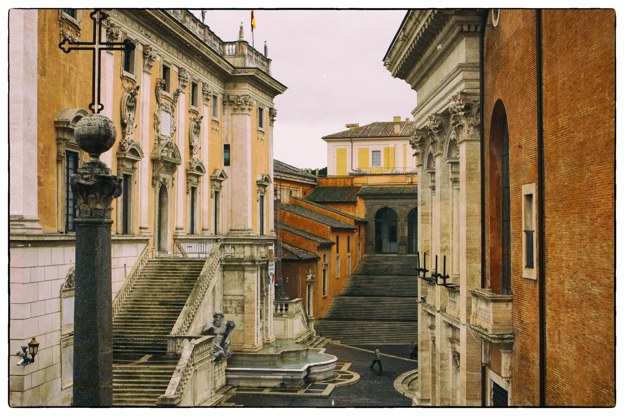 Canon EOS 40D + Canon EF 24-70mm F2.8L USM sample photo. Rome campidoglio sqaure photography