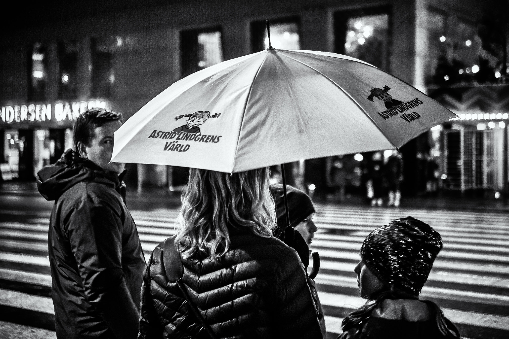 Panasonic Leica DG Summilux 25mm F1.4 II ASPH sample photo. Rainy eye photography
