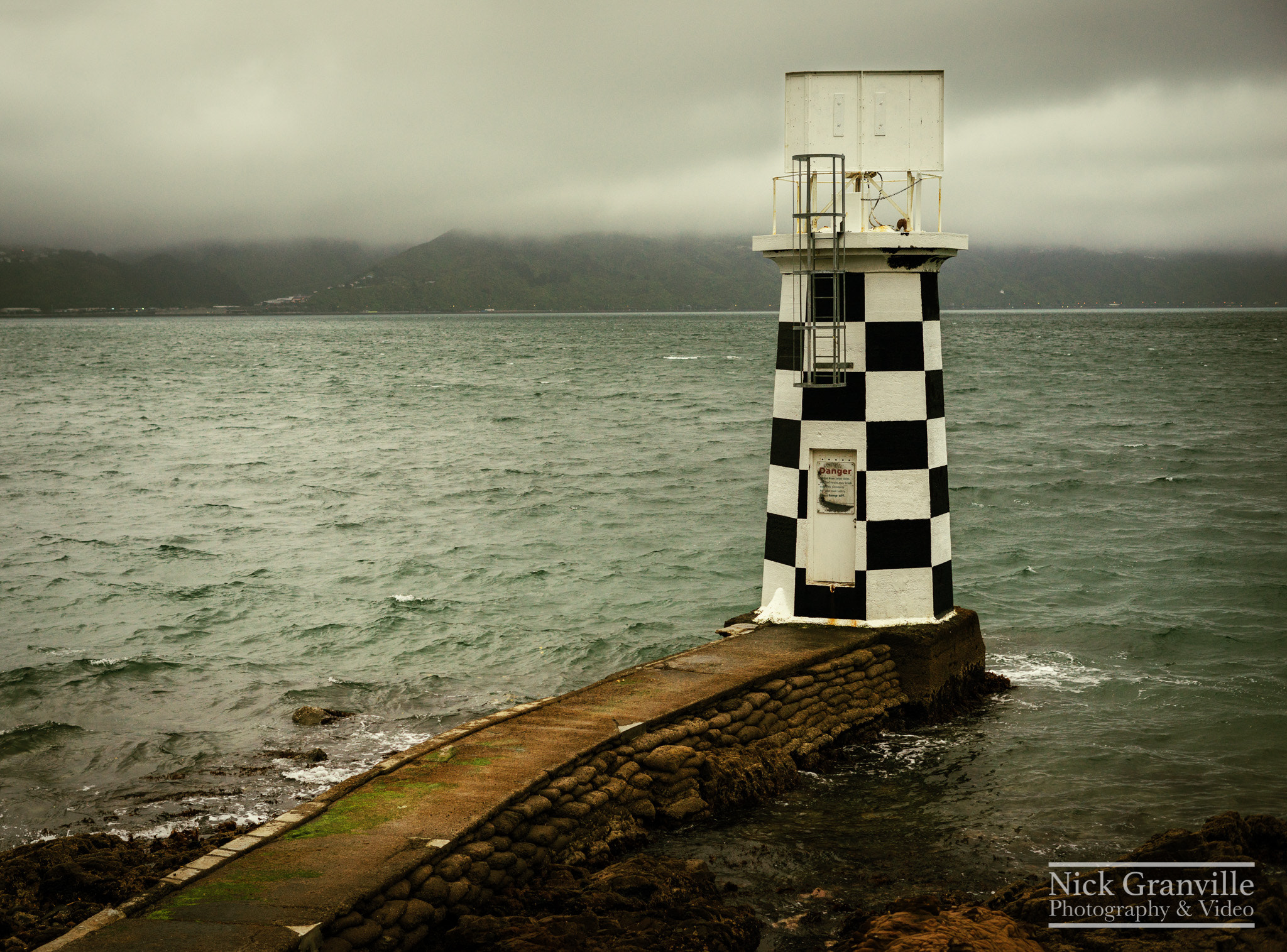 Sony a7R + Sony FE 50mm F1.8 sample photo. Point halswell lighthouse photography