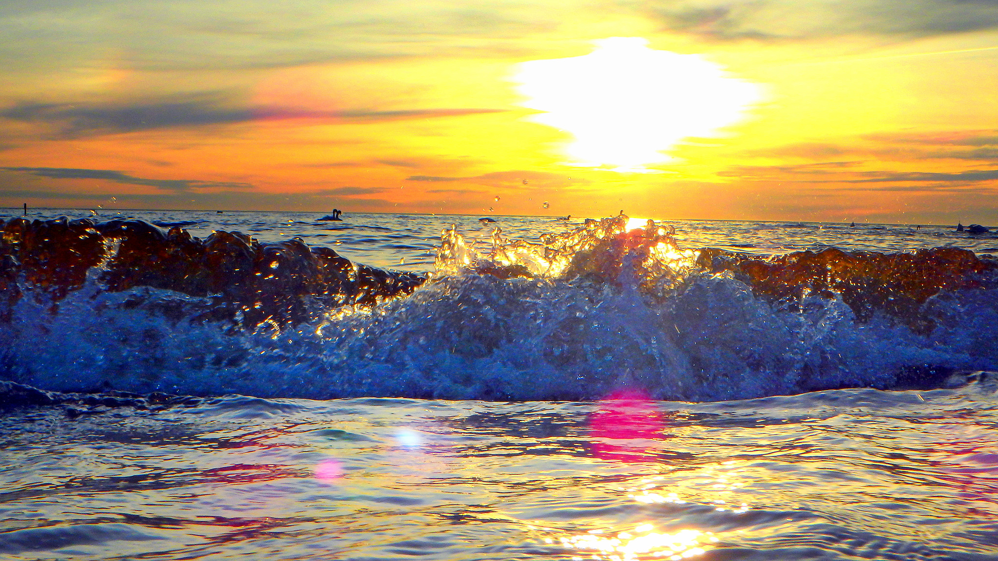 Olympus TG-850 sample photo. Shining sea 1 photography