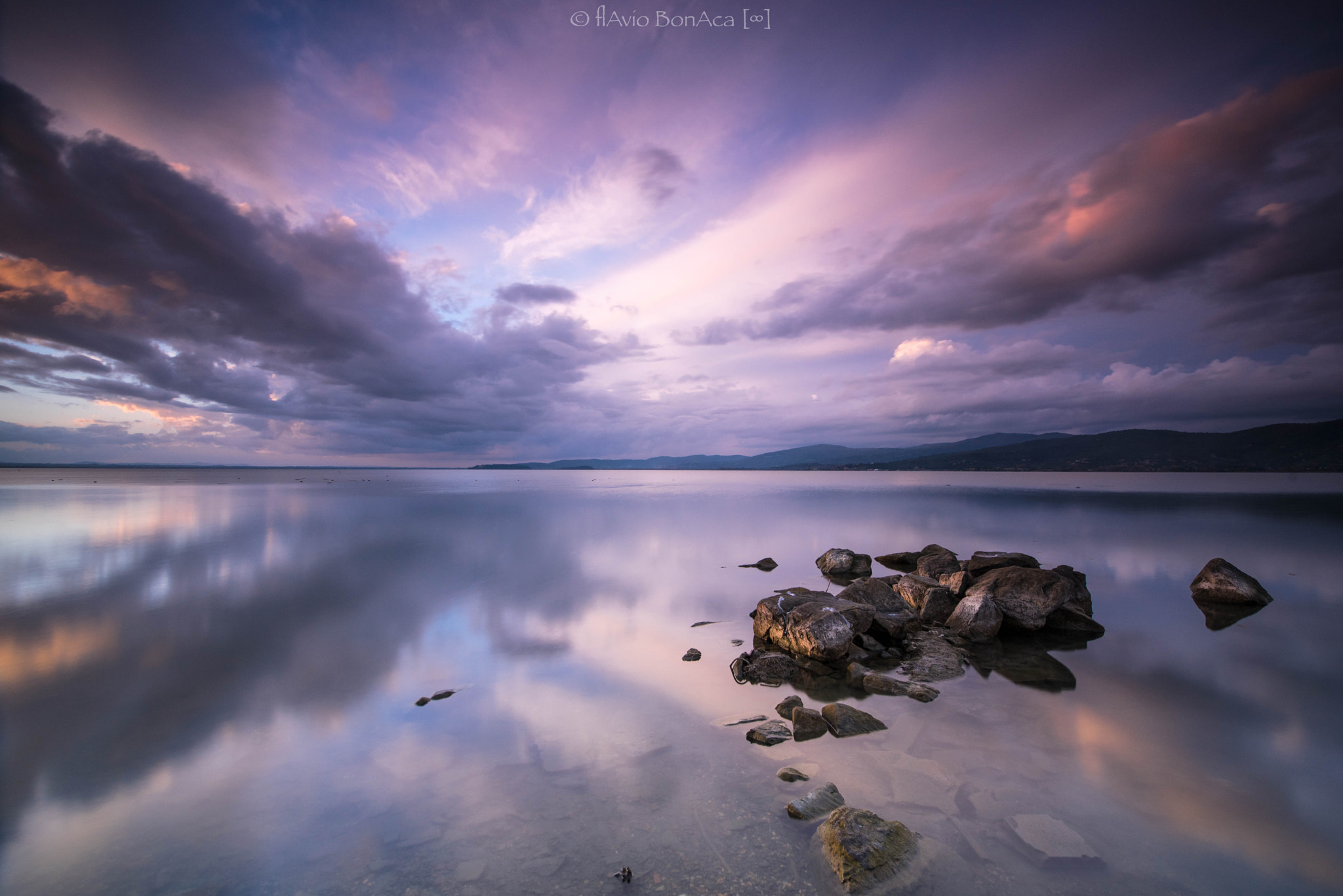 Sigma 12-24mm F4.5-5.6 II DG HSM sample photo. Qui nel silenzio lago trasimeno autunno photography