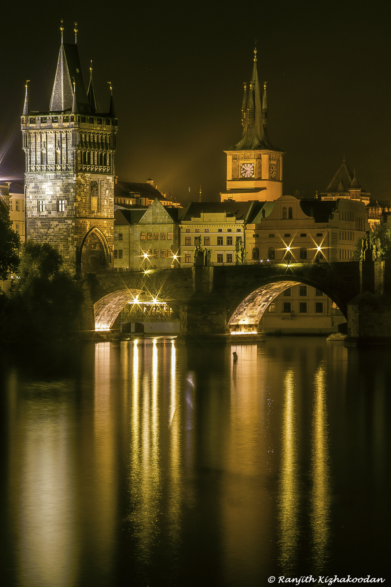 Canon EF-S 18-135mm F3.5-5.6 IS sample photo. Charlesbridge at night photography