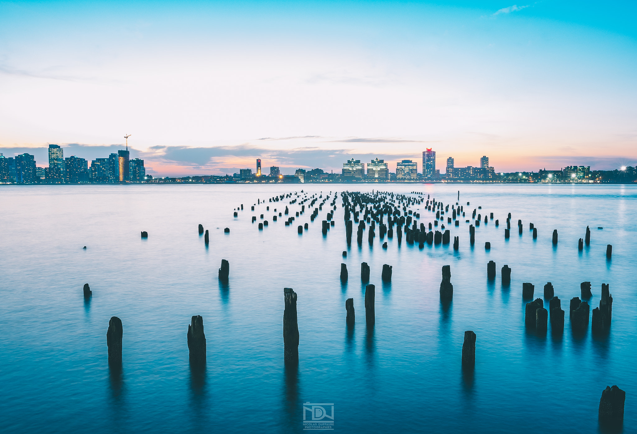 Nikon D500 + Sigma 18-35mm F1.8 DC HSM Art sample photo. Hudson river, manhattan photography