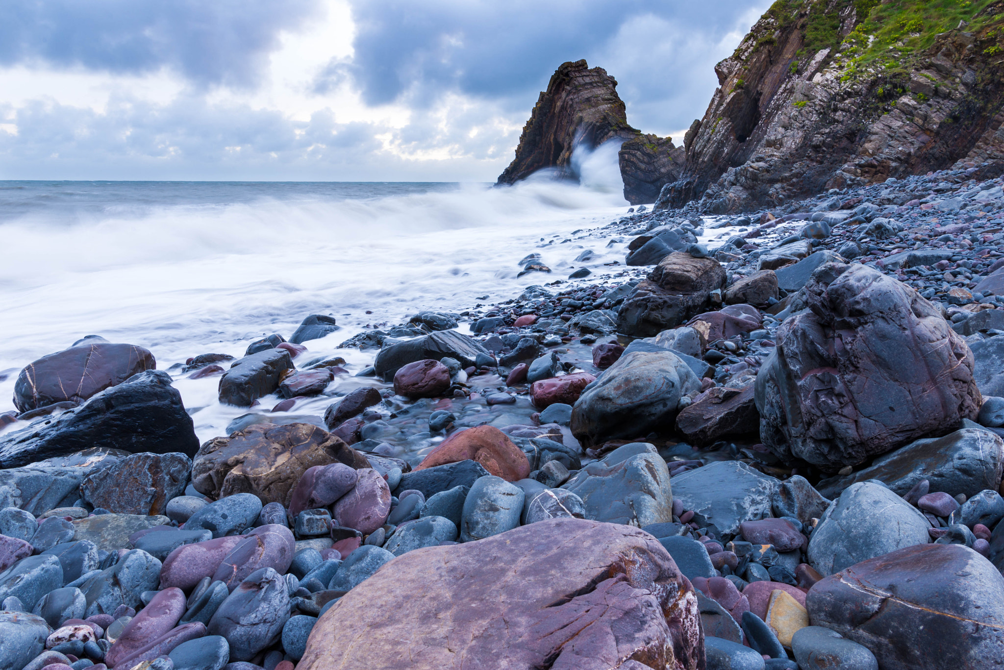 Nikon AF-S Nikkor 24-70mm F2.8E ED VR sample photo. Wave action photography