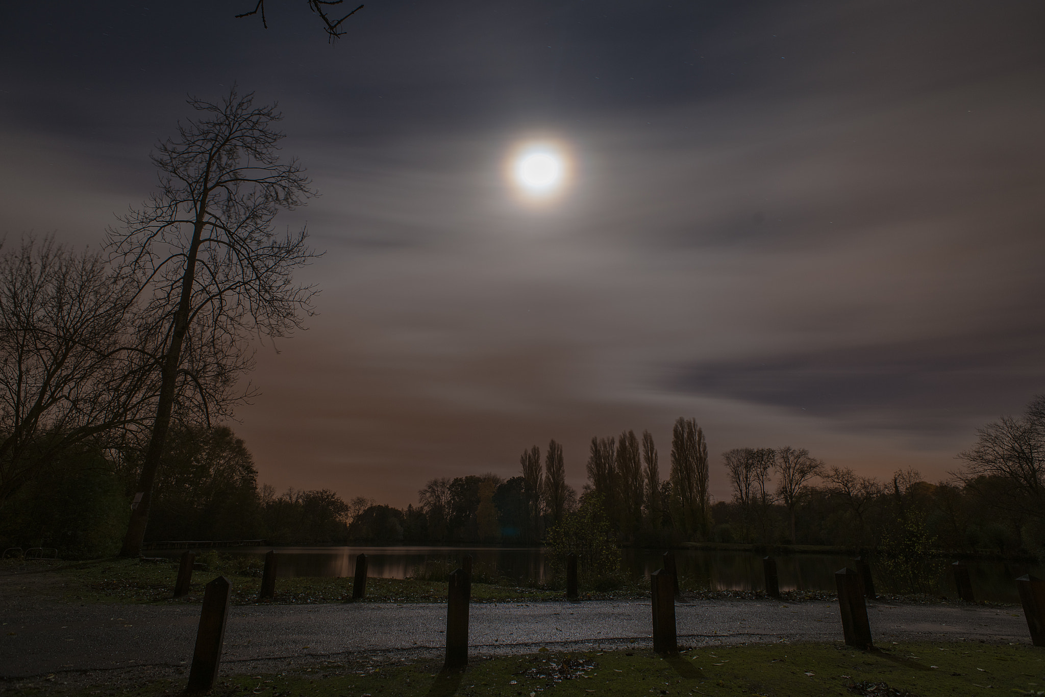 Nikon D750 + AF Nikkor 20mm f/2.8 sample photo. Sunny moon photography