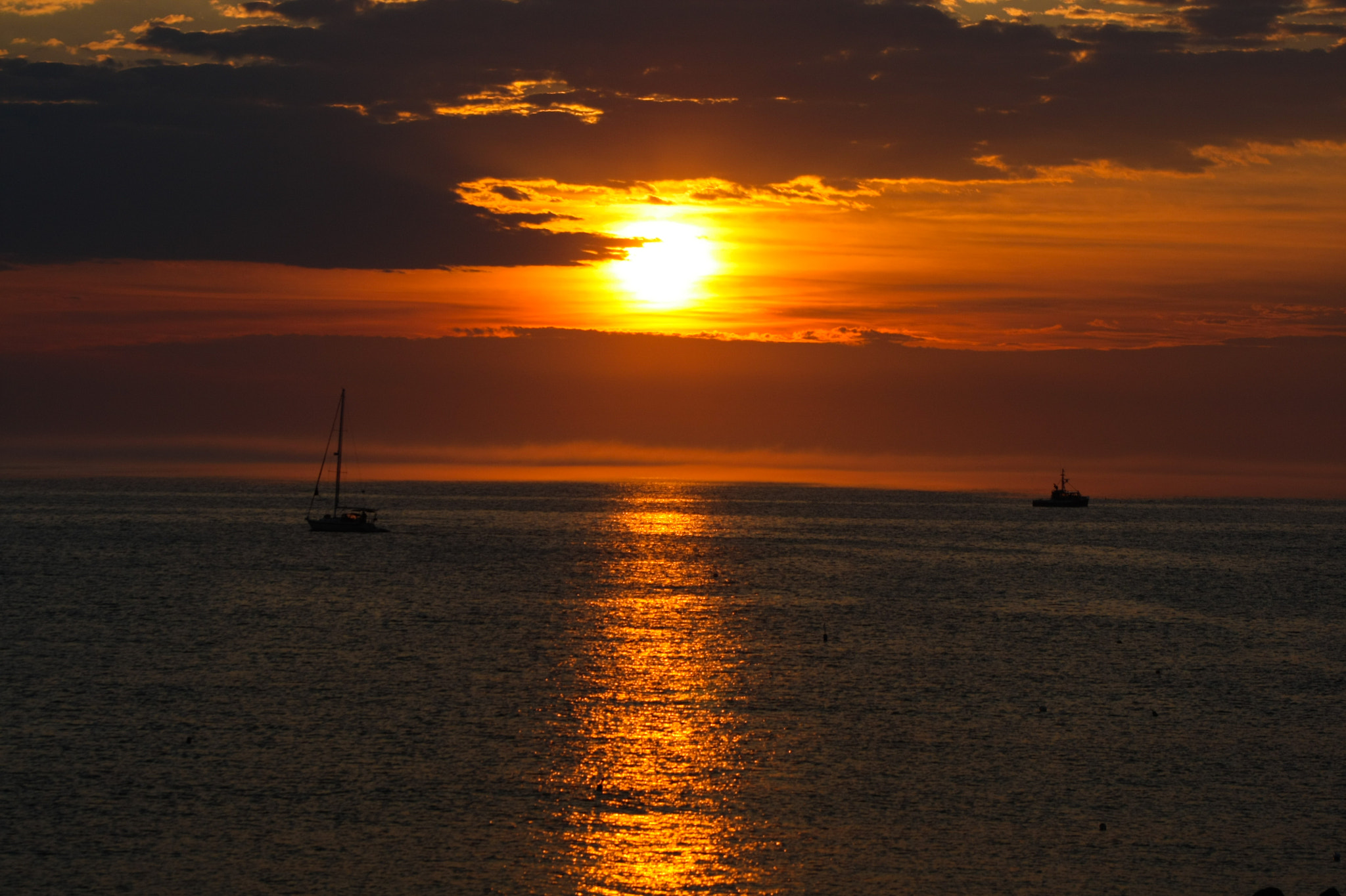 Canon EOS 450D (EOS Rebel XSi / EOS Kiss X2) sample photo. Sunrise bearskin neck photography