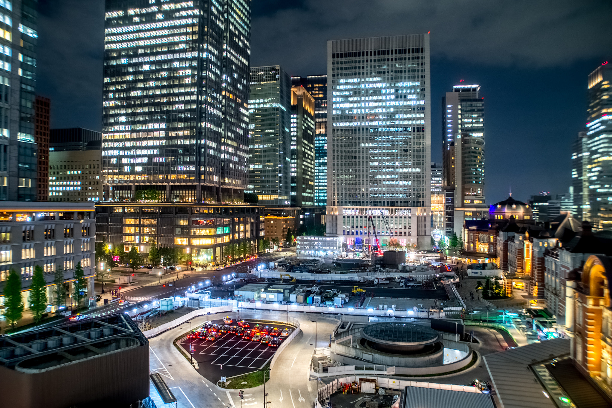 Panasonic Lumix DMC-G3 + OLYMPUS DIGITAL 12-60mm Lens sample photo. Tokyo station photography