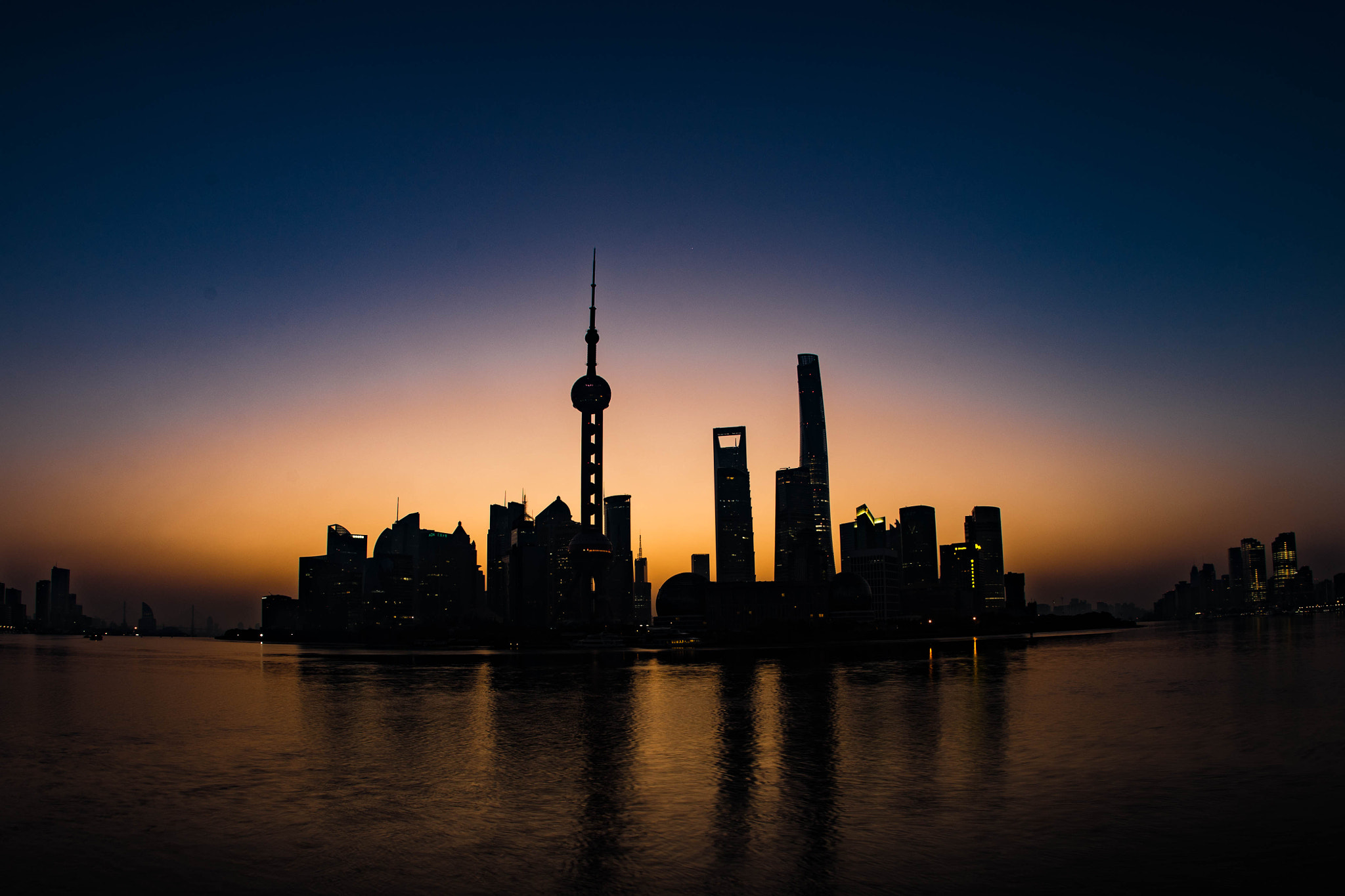 Canon EOS 6D + Canon EF 15mm F2.8 Fisheye sample photo. Glowing shanghai photography