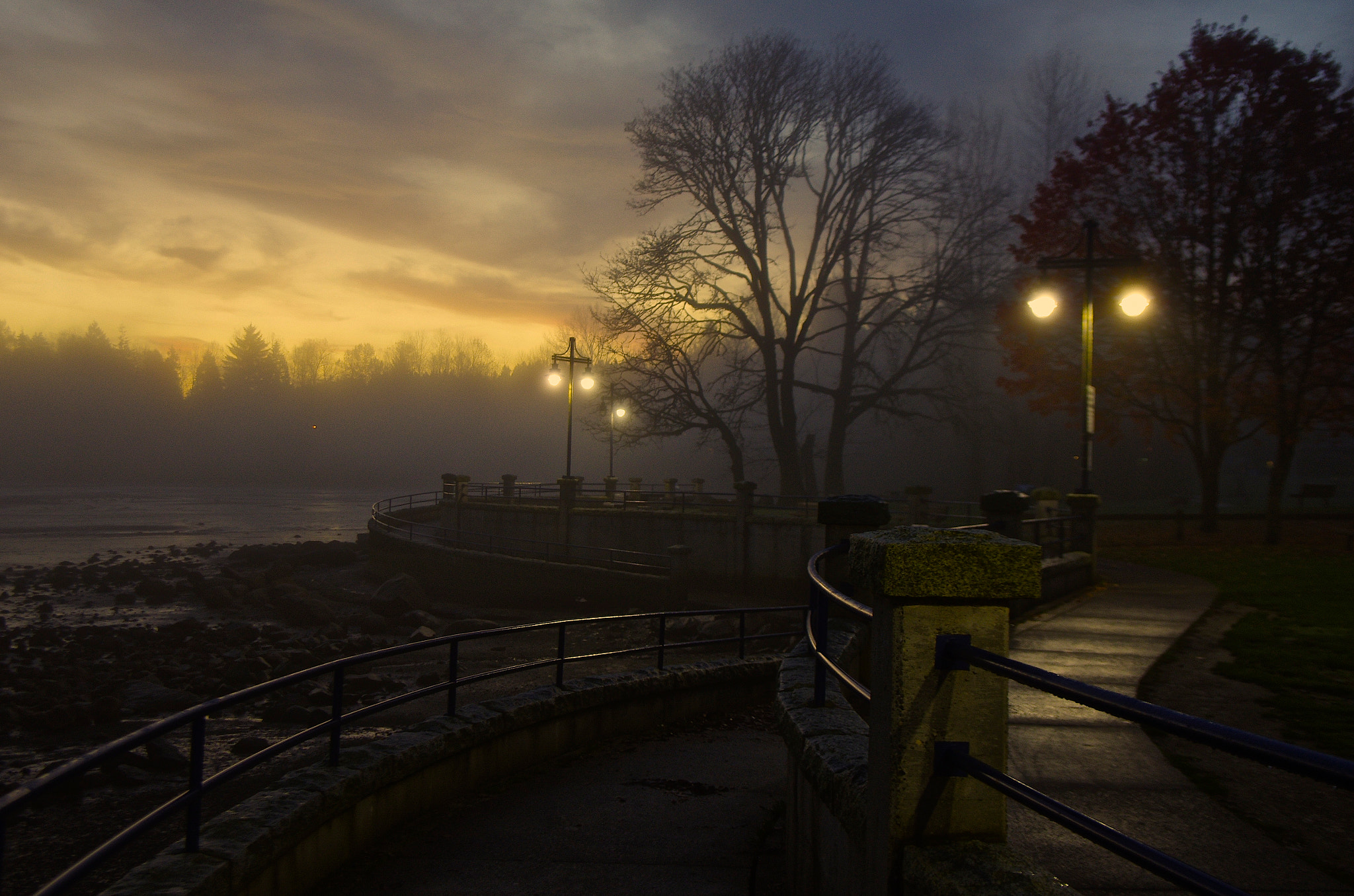 Pentax smc DA 16-45mm F4 ED AL sample photo. The coming of the dawn photography