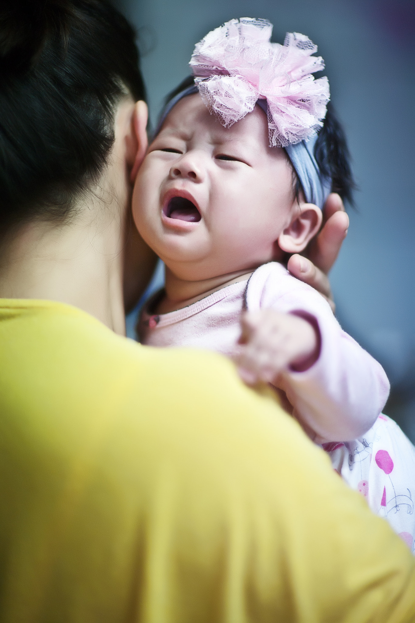 Canon EOS 5D + Canon EF 85mm F1.2 sample photo. Baby and children photography